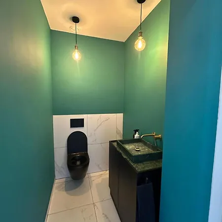 Mero Comfort لاهاي