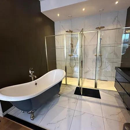 Mero Comfort شقة *