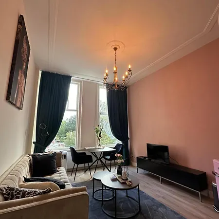 Mero Comfort لاهاي